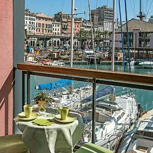 sullacqua-del-porto-antico.hotelitalianriviera.com/