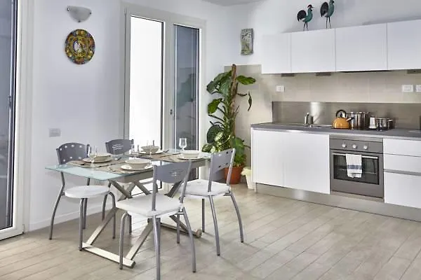 Center City Central Station Apartment Milan Italy